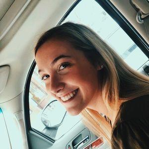 Meet your Posher, Mckenna